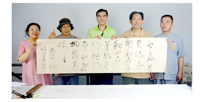 中国书协党总支原副书记连江州做客乐订坊媒体会客厅