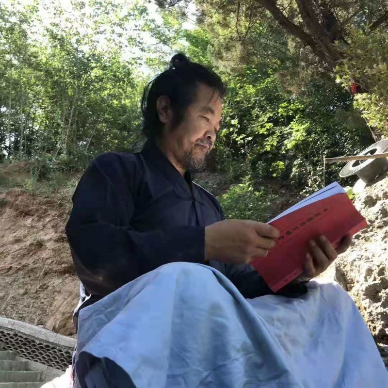 拉指诊疗非遗传承人——雷尚 拉指诊疗非遗传承人——雷尚