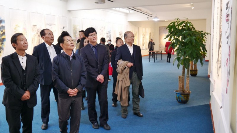 点击打开原图 全球华人书法大展暨中国徐悲鸿画院成立30周年国际水墨画邀请展在京开幕